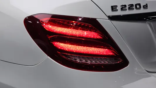 Mercedes-Benz E-Class W213 E220d 2019 23
