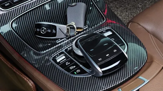 Mercedes-Benz E-Class W213 E220d 2019 27