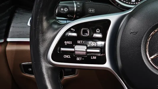 Mercedes-Benz E-Class W213 E220d 2019 29