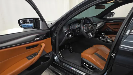 BMW M5 (F90) M5 2019 10