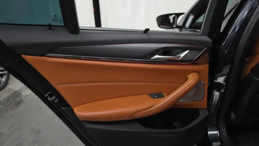 BMW M5 (F90) M5 2019 25