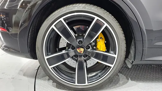 Porsche (PO536) 4.0 2022 5