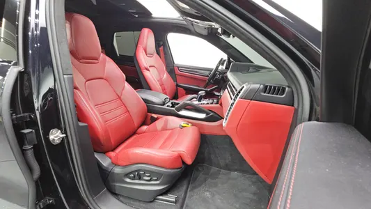 Porsche (PO536) 4.0 2022 32