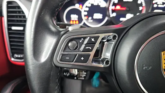 Porsche (PO536) 4.0 2022 34