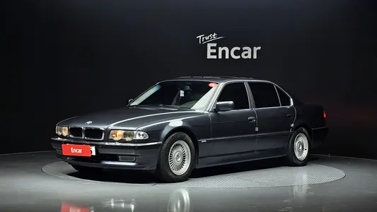 BMW 7 Series 740iL 2001