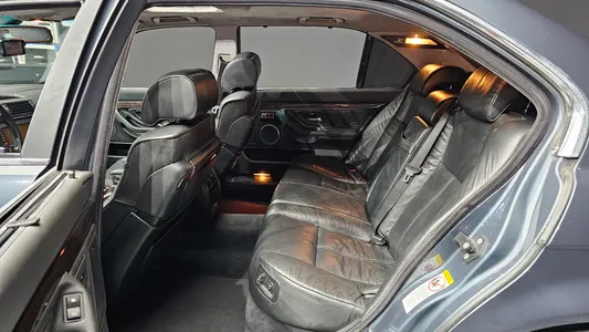 BMW 7 Series 740iL 2001 12