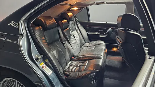 BMW 7 Series 740iL 2001 26