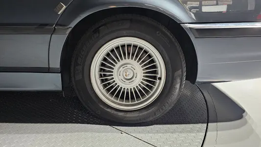 BMW 7 Series 740iL 2001 21