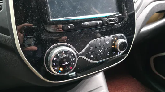 Renault Korea QM3 LE 2017 16