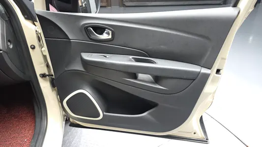 Renault Korea QM3 LE 2017 24