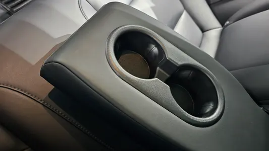 Tesla 3 AWD 2020 31