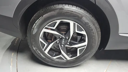 Kia 5 2.0 2WD 2023 5