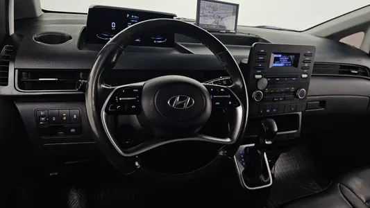 Hyundai Staria 3 2022 13