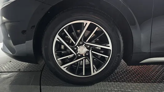 Hyundai IG 3.0 LPi () 2022 5