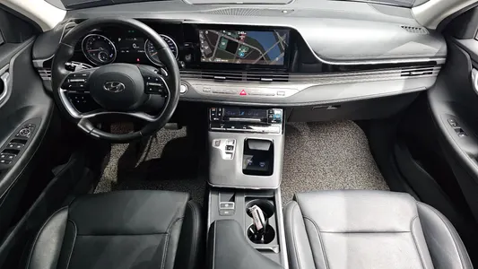 Hyundai IG 3.0 LPi () 2022 7
