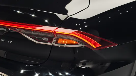 Hyundai IG 3.0 LPi () 2022 24