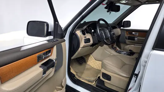 Land Rover 4 3.0 SDV6 SE 2013 10