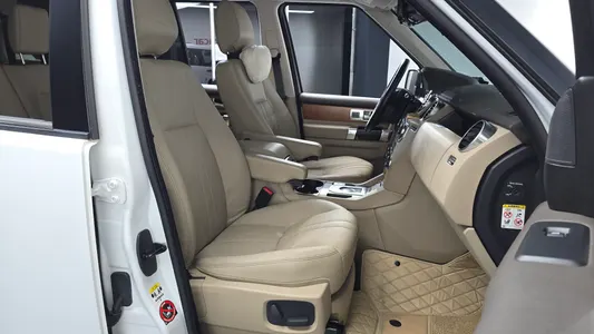 Land Rover 4 3.0 SDV6 SE 2013 27