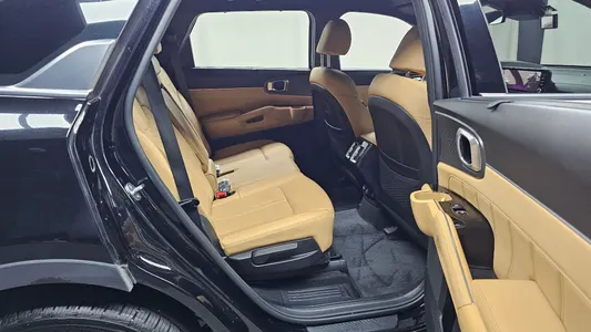 Kia 4 2.2 2WD 2023 11