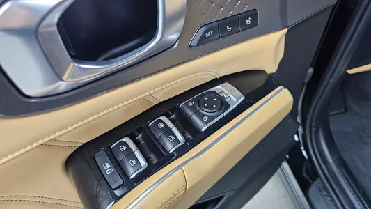 Kia 4 2.2 2WD 2023 28