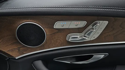 Mercedes-Benz E-Class W213 E250 2021 32