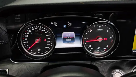Mercedes-Benz E-Class W213 E220d 2019 8