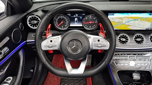 Mercedes-Benz E-Class W213 E220d 2019 13