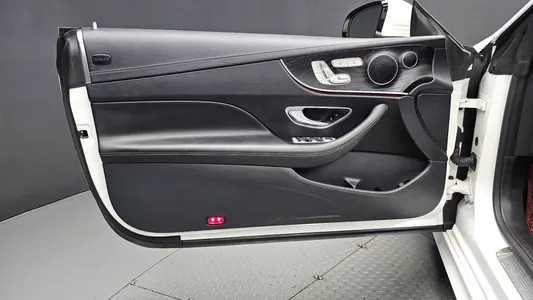 Mercedes-Benz E-Class W213 E220d 2019 24