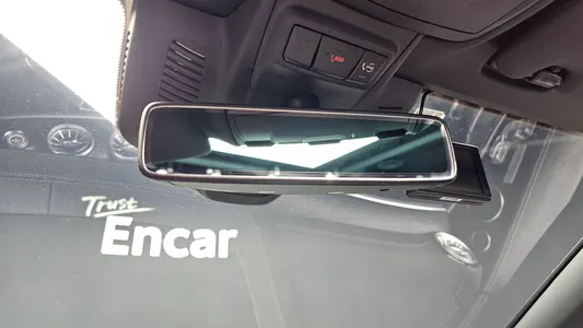Mercedes-Benz E-Class W213 E220d 2019 29