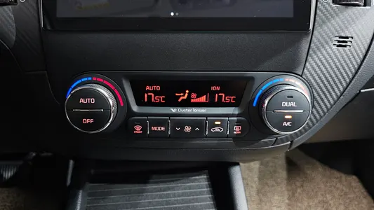 Kia K3 2013 18
