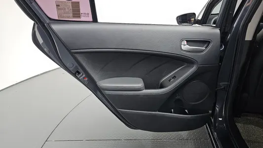 Kia K3 2013 26