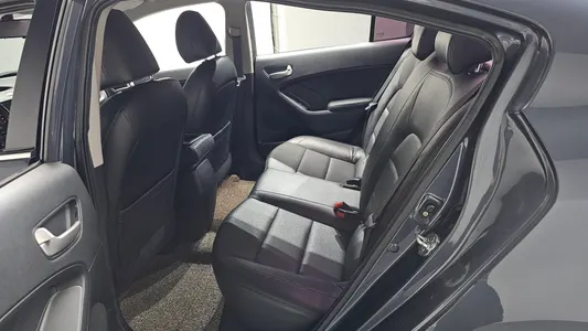 Kia K3 2013 27