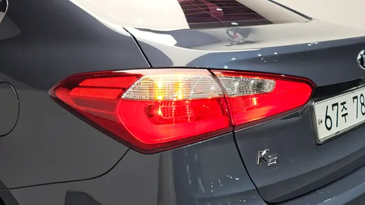 Kia K3 2013 24