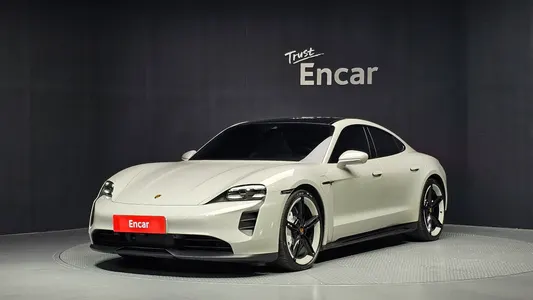 Porsche GTS 2022