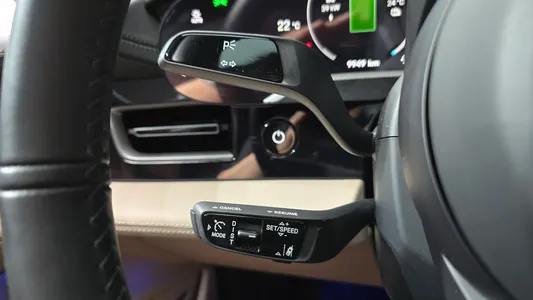Porsche 타이칸 4S 2025 15