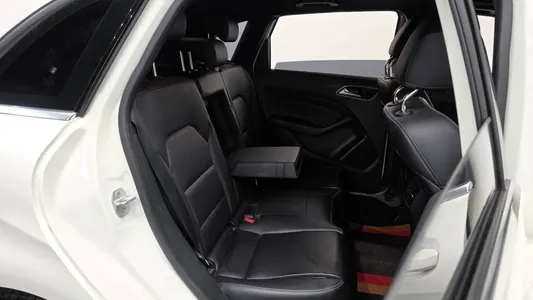 Mercedes-Benz B-Class W246 B220 2017 11