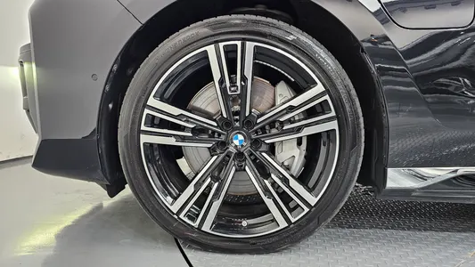 BMW 7 Series (G70) 750e xDrive M 2023 5