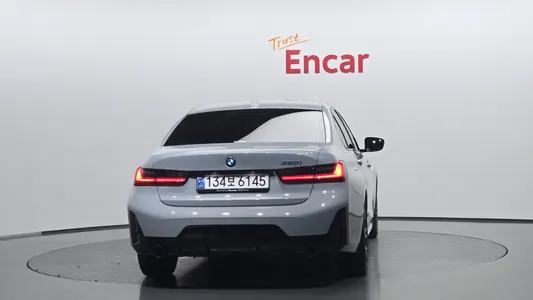 BMW 3 Series (G20) 320i M 2024 4