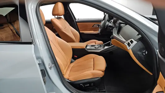 BMW 3 Series (G20) 320i M 2024 26