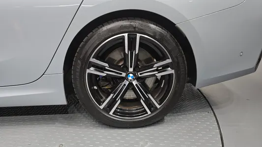 BMW 3 Series (G20) 320i M 2024 21