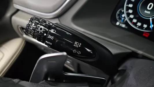 Hyundai (DN8) 2.0 2019 18