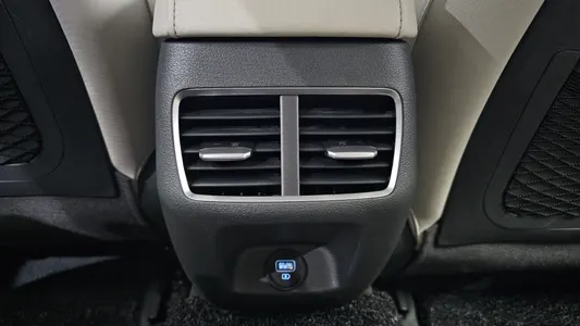 Hyundai (DN8) 2.0 2019 31