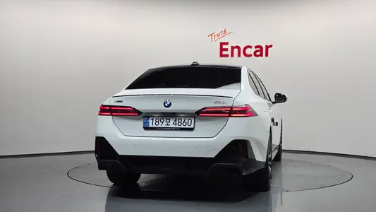 BMW 5 Series (G60) 530i xDrive M 2024 4