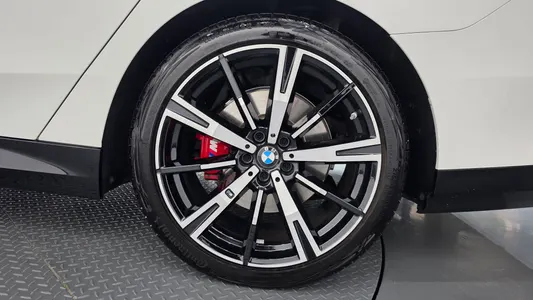 BMW 5 Series (G60) 530i xDrive M 2024 21