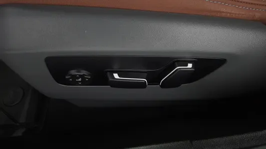 BMW 5 Series (G60) 530i xDrive M 2024 32