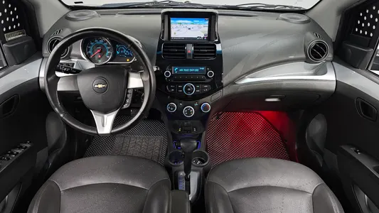 Chevrolet Spark LT 2014 7