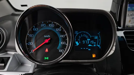 Chevrolet Spark LT 2014 8