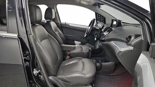 Chevrolet Spark LT 2014 11
