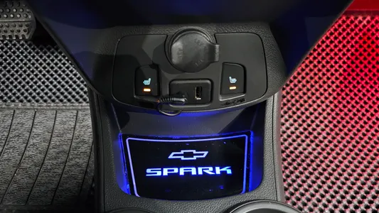 Chevrolet Spark LT 2014 19