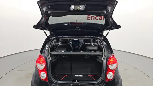 Chevrolet Spark LT 2014 32
